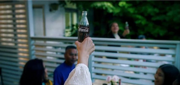 Coca-Cola lanza la campaña 'Todo lo bueno está por venir'