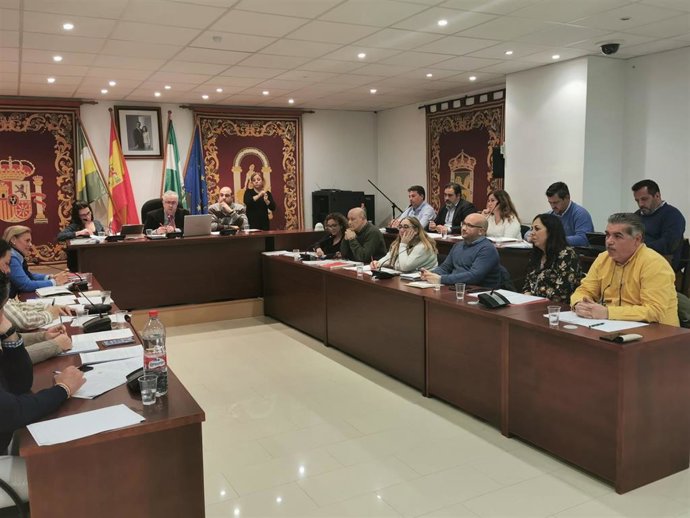 Sesión plenaria en el Ayuntamiento de Bormujos (Sevilla)