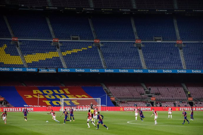 Fútbol.- El Barcelona-Nápoles se mantiene en el Camp Nou pese los rebrotes de co