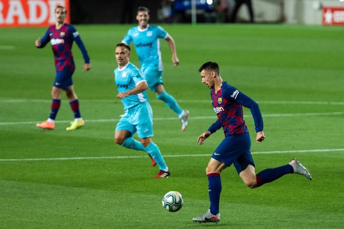 Fútbol.- Lenglet hace parte de la sesión con el grupo y Griezmman sigue con trab
