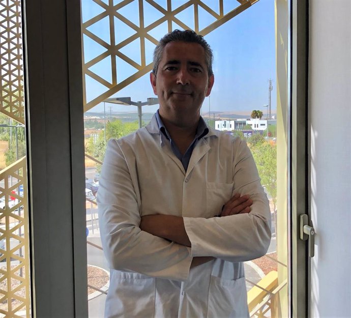 El jefe de servicio de Angiología y Cirugía Vascular del Hospital Quirónsalud Córdoba, Manuel Sánchez Maestre