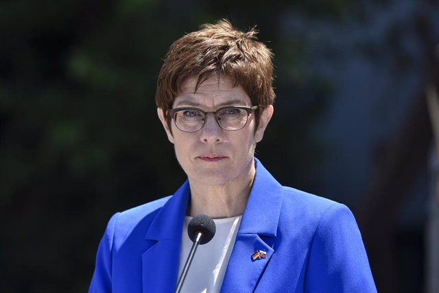La ministra de Defensa de Alemania, Annegret Kramp-Karrenbauer 
