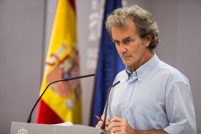 El director del Centro de Coordinación de Alertas y Emergencias Sanitarias (CCAES), Fernando Simón, durante una rueda de prensa para informar de la evolución de la COVID-19, en el Ministerio de Sanidad, en Madrid (España), a 30 de julio de 2020.