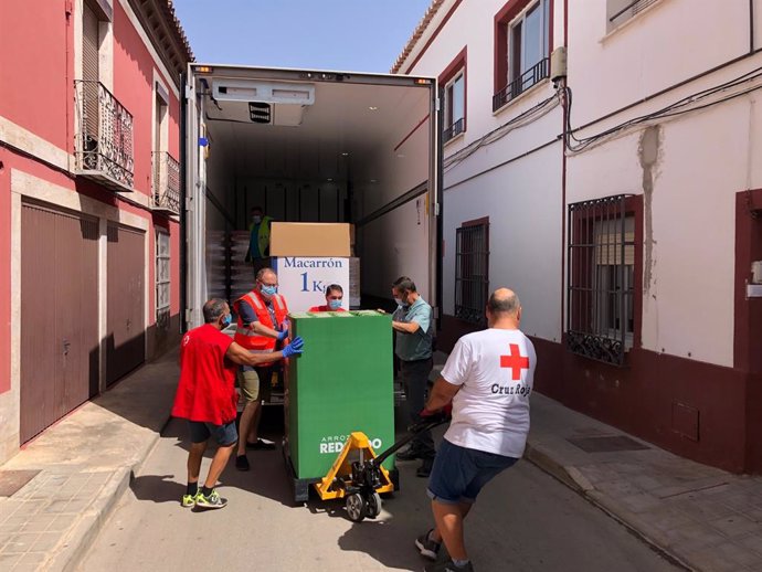 Mercadona entrega más de 5.500 kilos de alimentos de primera necesidad a entidad