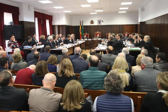 Inicio del macrojuicio del caso 'Poniente' en la Audiencia de Almería