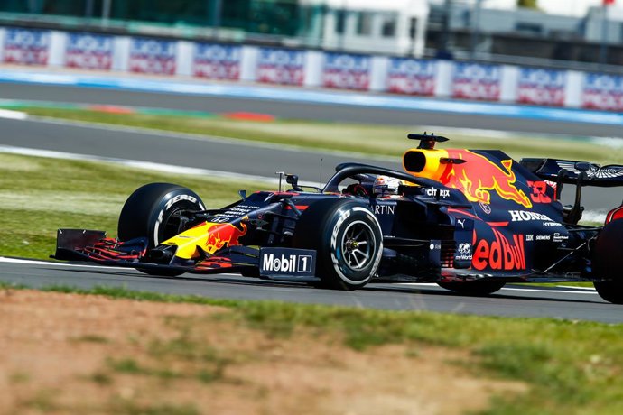 Fórmula 1/GP Gran Bretaña.- Verstappen empieza al frente en Silverstone con McLa