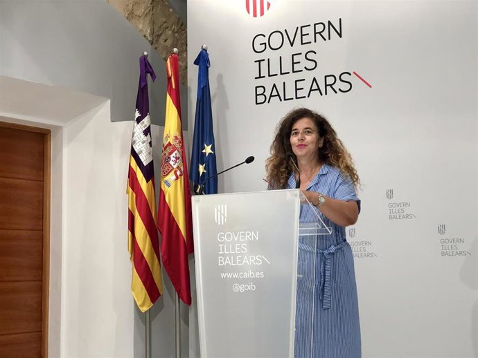 La portavoz del Govern, Pilar Costa, en la rueda de prensa posterior al Consell de Govern.