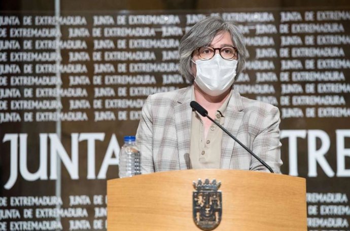 La consejera de Movilidad, Transporte y Vivienda, Leire Iglesias