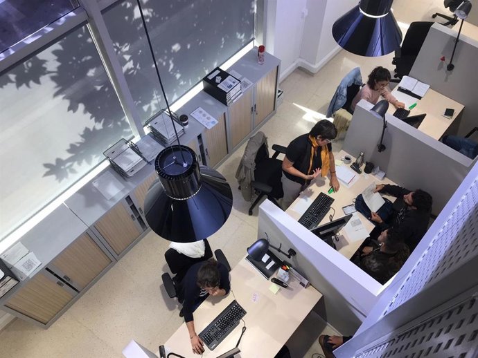 Barcelona abre un nuevo edificio del Saier con más espacio para atender a familias con menores