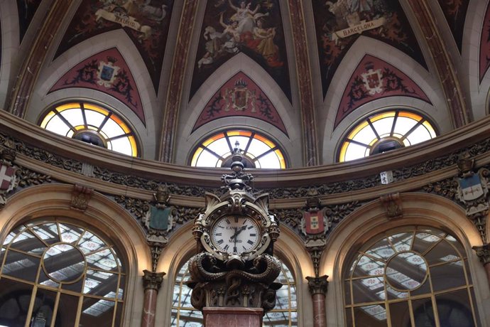 Interior del Palacio de la Bolsa de Madrid (España).