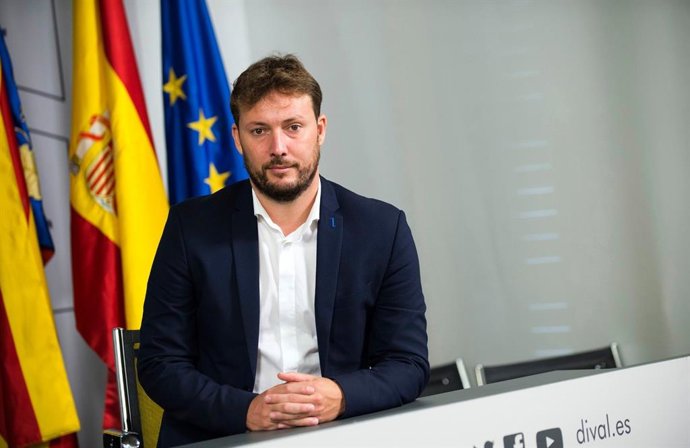 El diputado de Deportes, Andrés Campos,