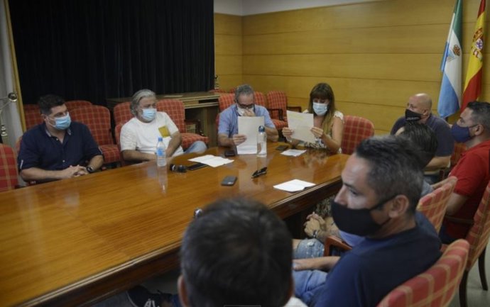 Reunión del Ayutamiento de Torremolinos con responsable de zonas de ocio de la localidad