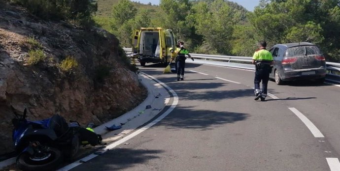 L'accident a Sant Jaume dels Domenys (Tarragona), en la carretera TP-2442.