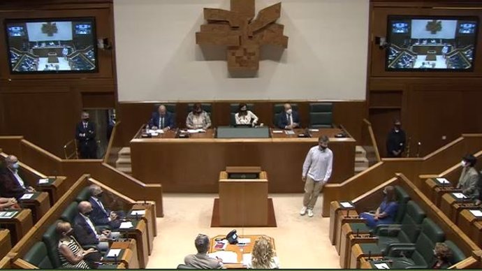Inicio de la sesión constitutiva del Parlamento Vasco