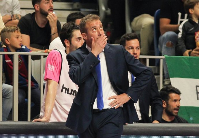 David Ramos durante un partido del Viña Albali Valdepeñas