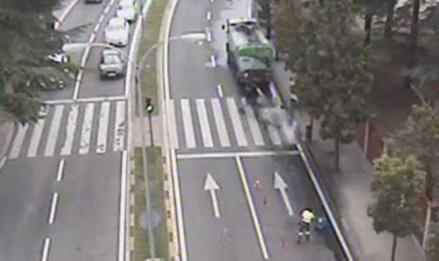 Imagen del autobús que ha ardido en la carretera Badostáin