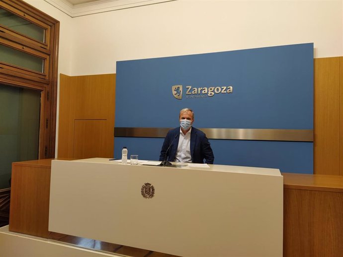 Azcón considera "incomprensible" la decisión de la FEMP de dejar a Zaragoza fuera de las ayudas por la COVID.