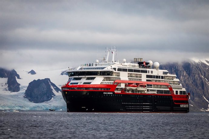 El crucero noruego 'Roald Amundsen'