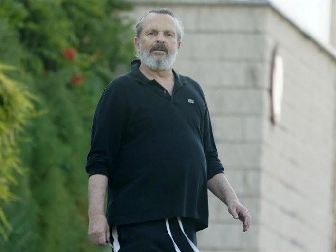 Miguel Bosé ha ganado bastante peso desde que le vimos por última vez