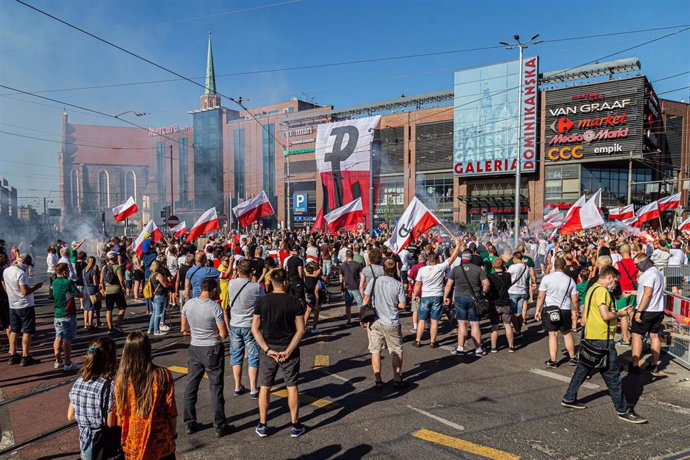 Varsovia conmemora el 76 aniversario de la revuelta contra la ocupación nazi