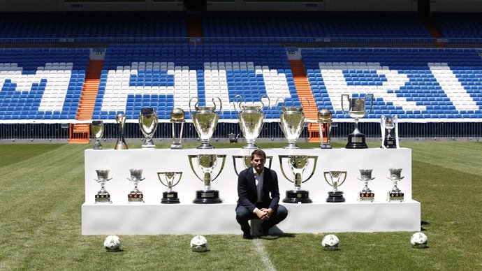 Fútbol.- El Real Madrid califica a Casillas "como el mejor portero de la histori