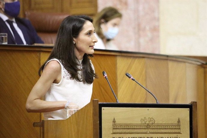 La portavoz adjunta de Cs en el Parlamento andaluz Mónica Moreno, en una foto de archivo.