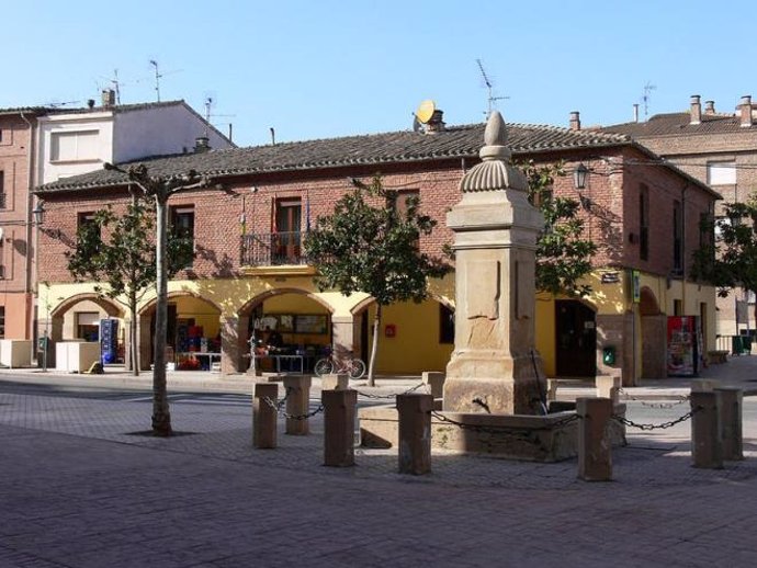 Plaza de Alesanco (La Rioja)