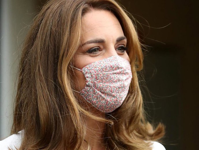 Retransmission with alternate crop.)  Catherine, Duchess of Cambridge, wearing a face mask, leaves after a visit to Baby Basic UK & Baby Basics Sheffield on August 04, 2020 in Sheffield, England.