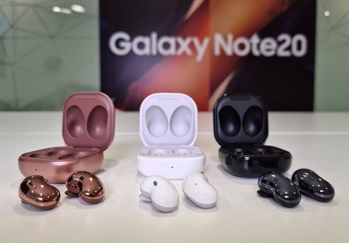 Tablets, el Galaxy Watch3 y los Buds Live, los primeros auriculares inalámbricos