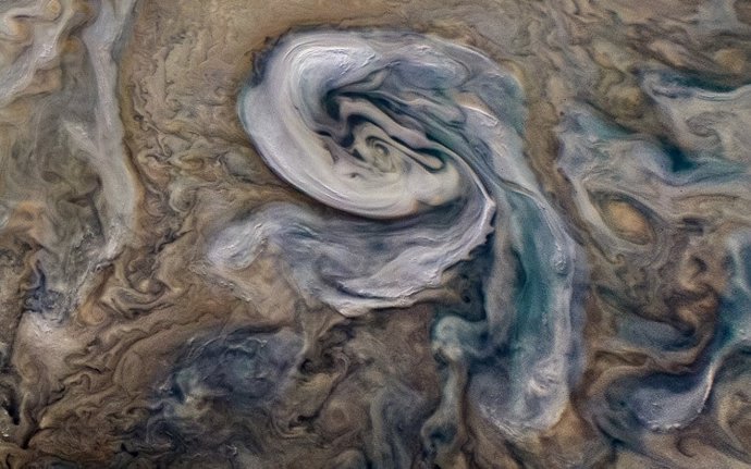 Granizo rico en amoniaco arroja nueva luz sobre el clima de Júpiter