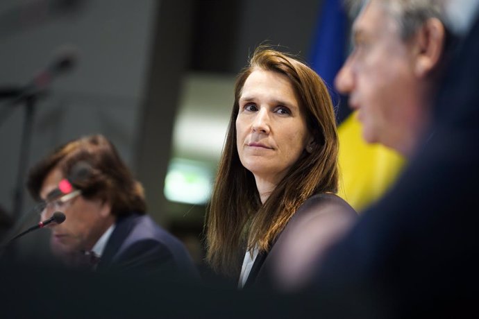 Sophie Wilmes, primera ministra de Bélgica, en una reunión del Consejo de Seguridad Nacional centrada en la pandemia de coronavirus
