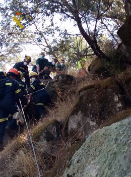 La Guardia Civil rescata a un escalador en Valdeobispo