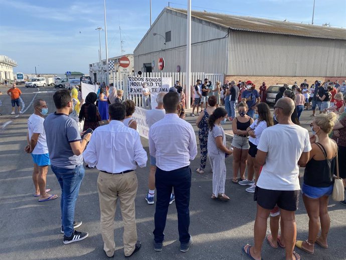 Málaga.- El Ayuntamiento de Vélez pide al Gobierno que se intensifique la búsque