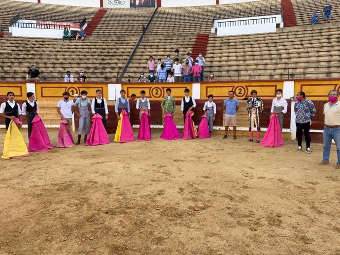 El diestro Antonio Ferrera dona seis novillos a la Escuela Taurina de Badajoz pa
