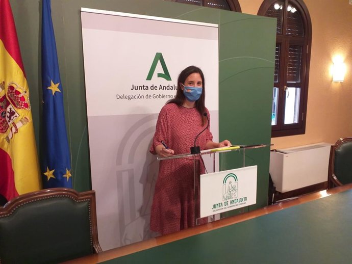 Cristina Casanueva en rueda de prensa.