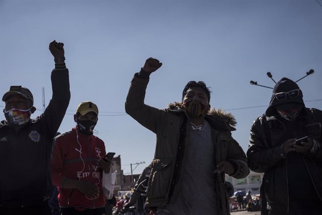 Protestas contra el aplazamiento de las elecciones de Bolivia.