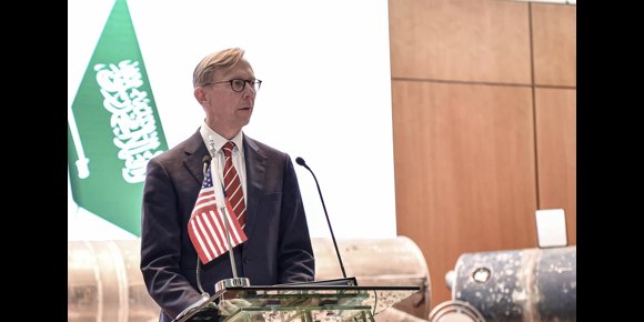 1. Dimite el enviado especial de EEUU para Irán, Brian Hook