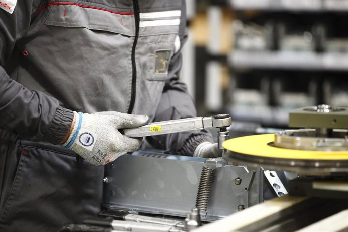 El Gobierno de Aragón convoca ayudas para favorecer la contratación y una segunda oportunidad para los autónomos.