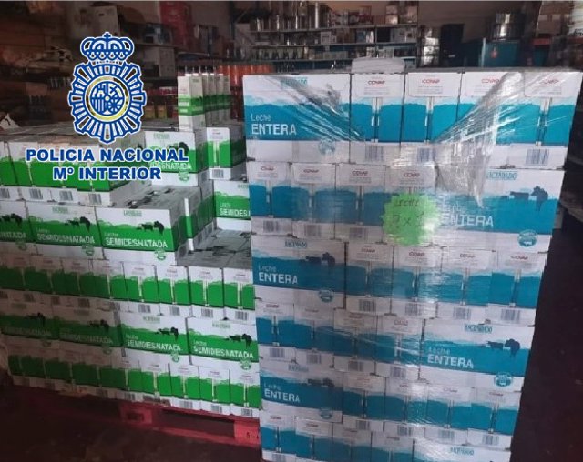 Pallets de leche donada a Cruz Roja hurtados para su venta