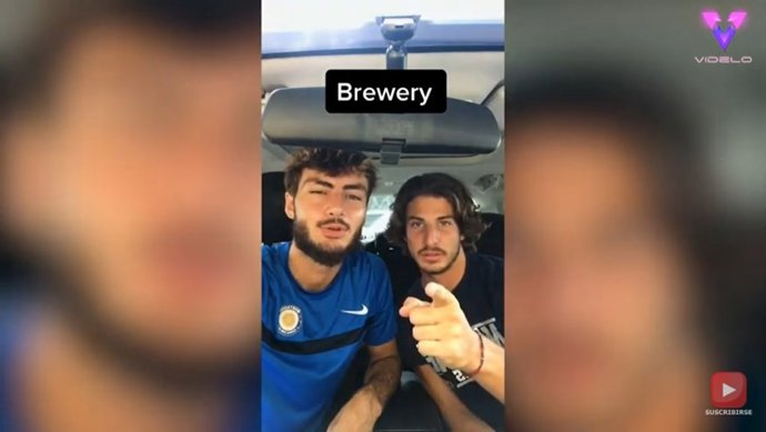 ¿Cómo Se Pronuncian Estas Palabras En Inglés?: Dos Estudiantes Franceses Se Retan En Un Divertido Vídeo Viral