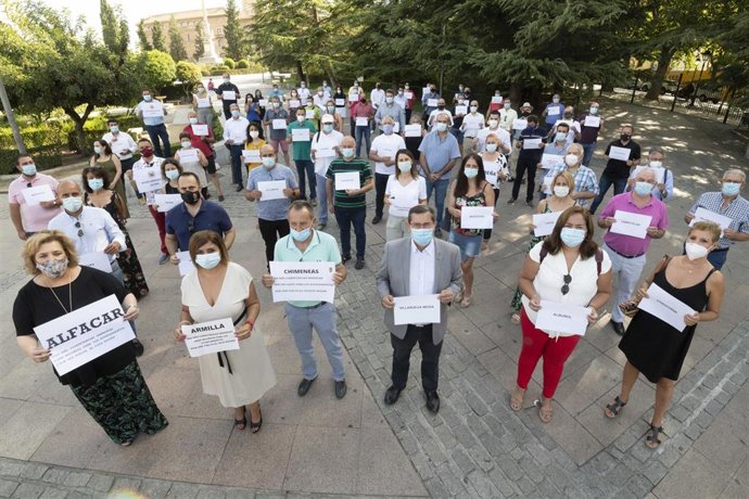 Alcaldes piden medios extraordinarios para la desinfección de centros escolares