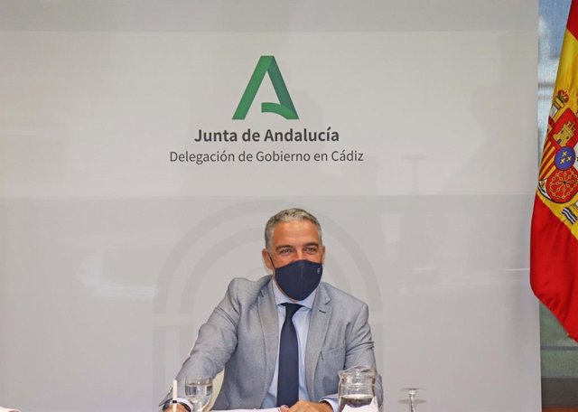 El consejero de la Presidencia, Administración Pública e Interior y portavoz del Gobierno andaluz, Elías Bendodo, en Cádiz