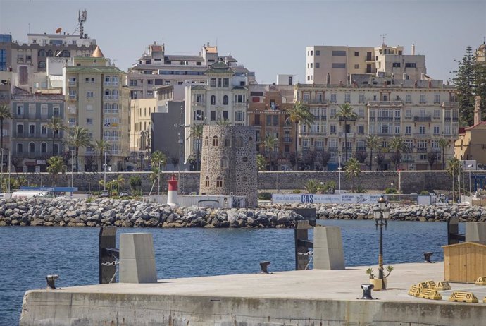 Vista de Ceuta desde una naviera, en una imagen de archivo