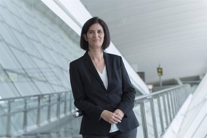 La directora del aeropuerto de Loiu, Cristina Echeverria. (Foto de archivo)