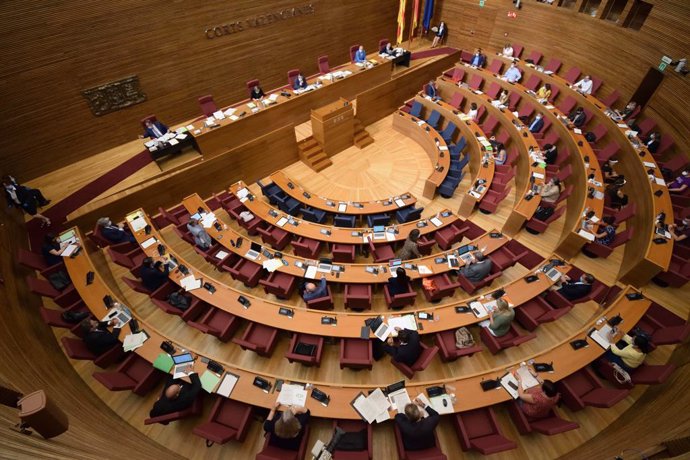 EUPV pide a Les Corts que insten al Gobierno a celebrar un referéndum entre mona