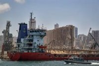 Un policia mort i 142 ferits a les protestes a Beirut, que arriben a les seus oficials