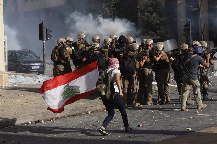 Líbano.- Un policía muerto y más de 700 heridos tras una nueva jornada de protes