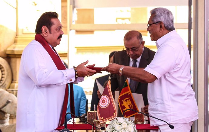 Sri Lanka's prime minister sworn in after record victory at polls