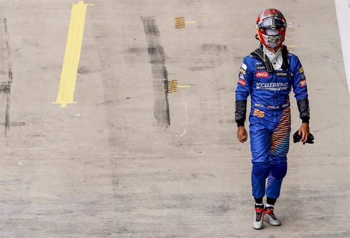 Carlos Sainz tras acabar su calificación del Gran Premio 70 Aniversario