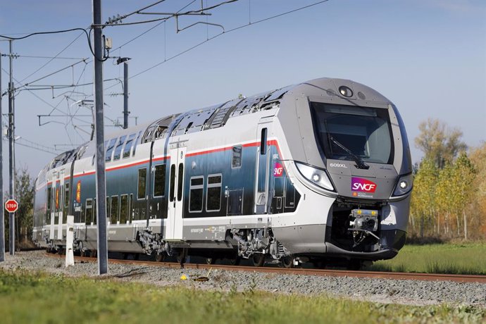Francia.- Alstom mantiene su interés en el negocio de trenes de Bombardier, pero